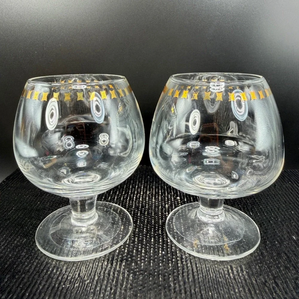 West Elm Brandy Snifter Glasses Set of 2 Gold Bow Ribbon Pattern Clear Barware‎